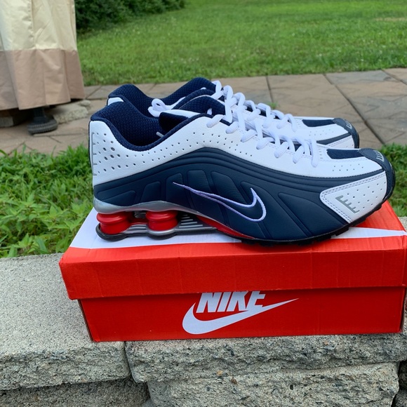 nike shox r4 blue and white